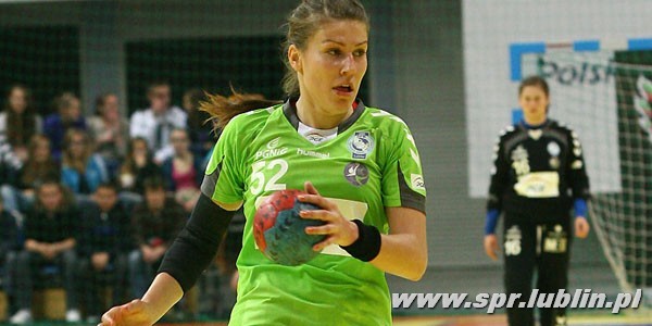 Dziewięć bramek zaliczki