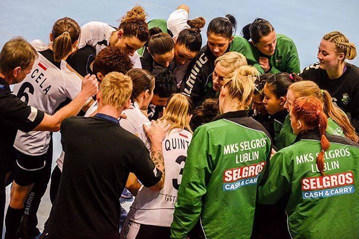 KARNETY NA SEZON 2015/2016.