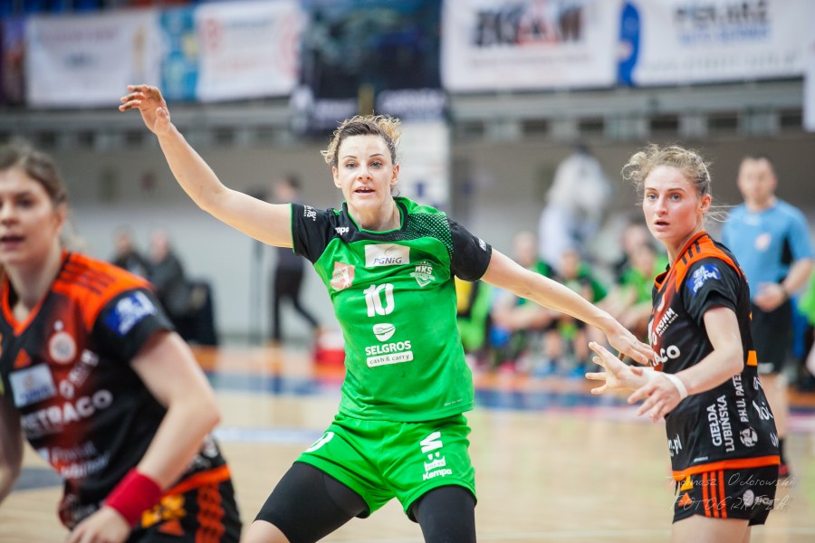 Święta Wojna wraca do korzeni: najważniejszy mecz od lat