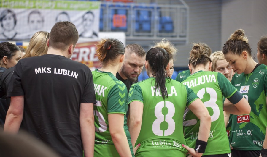 Pięć bramek do odrobienia