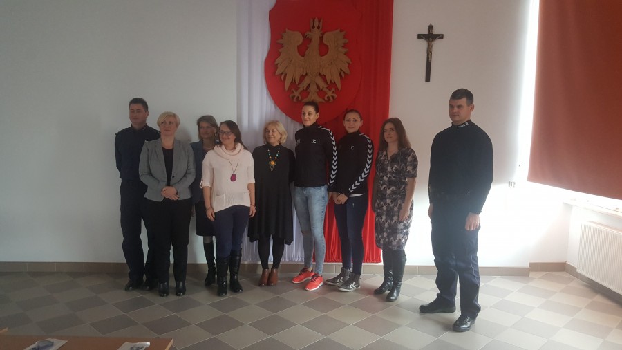 Wspieramy program "Odpal myślenie, nie wchodź w uzależnienie"