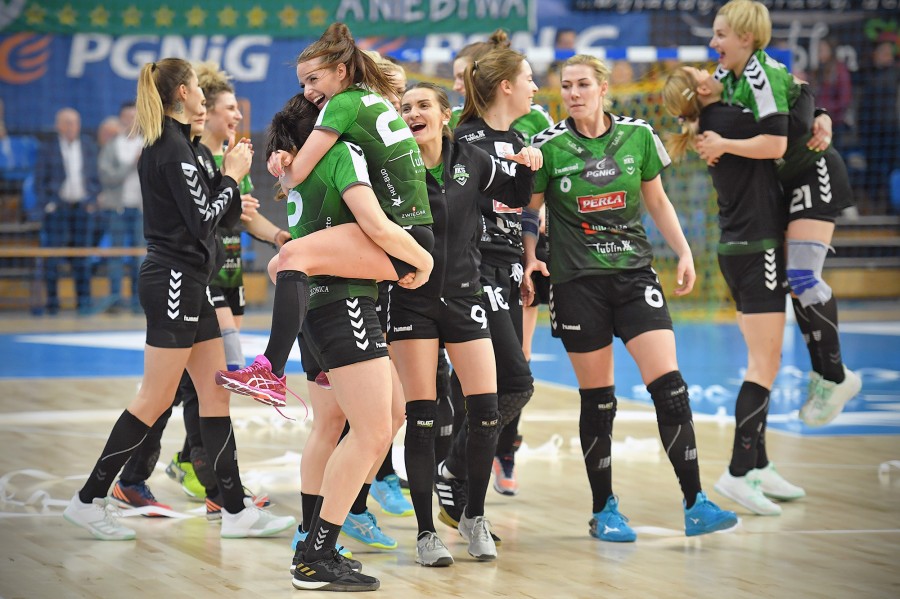 Trybuny zapełnione, Zagłębie zwyciężone!