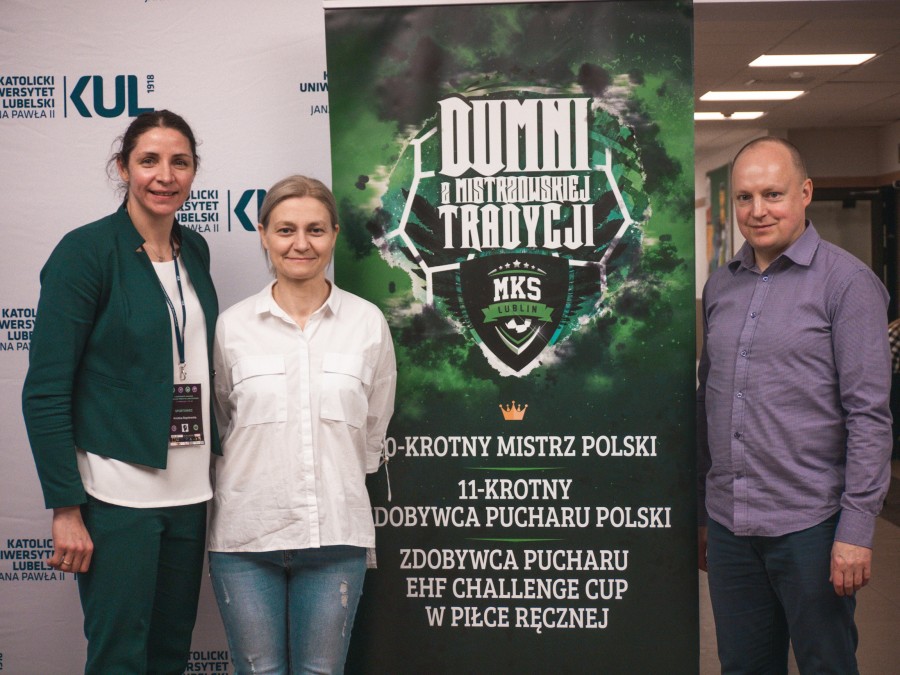 Krista na konferencji naukowej