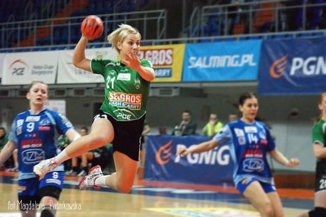 Przegrana Białorusi, dwa gole Vali