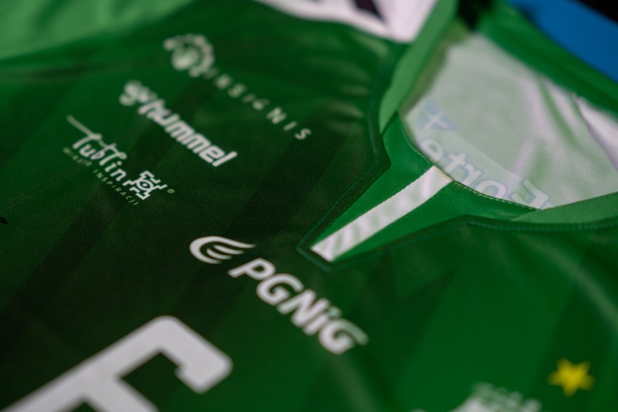 Ruszyły zamówienia na koszulki meczowe