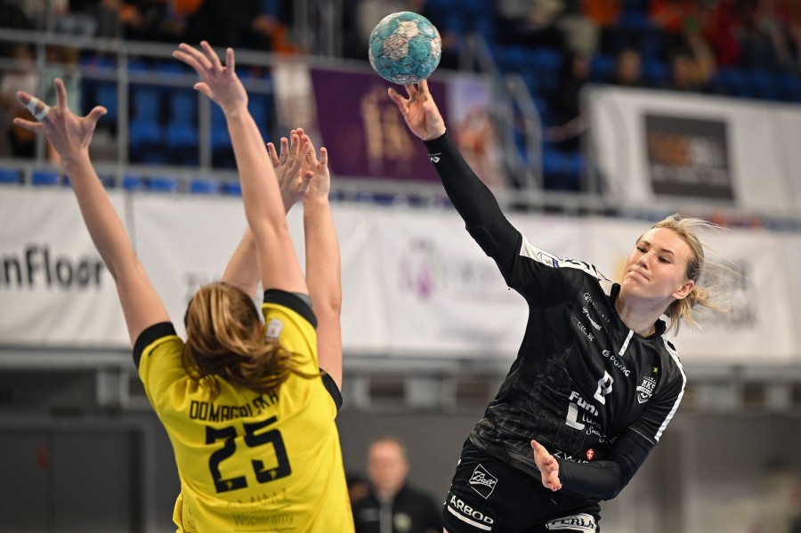 Ligowy hit dla Kobierek. MKS spadł na trzecie miejsce w tabeli