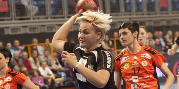 Zagłębie na kolanach